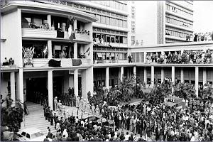 OPERATION TORCH xLife de Gaulle a Alger juin 58